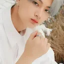 hyunxlov's avatar
